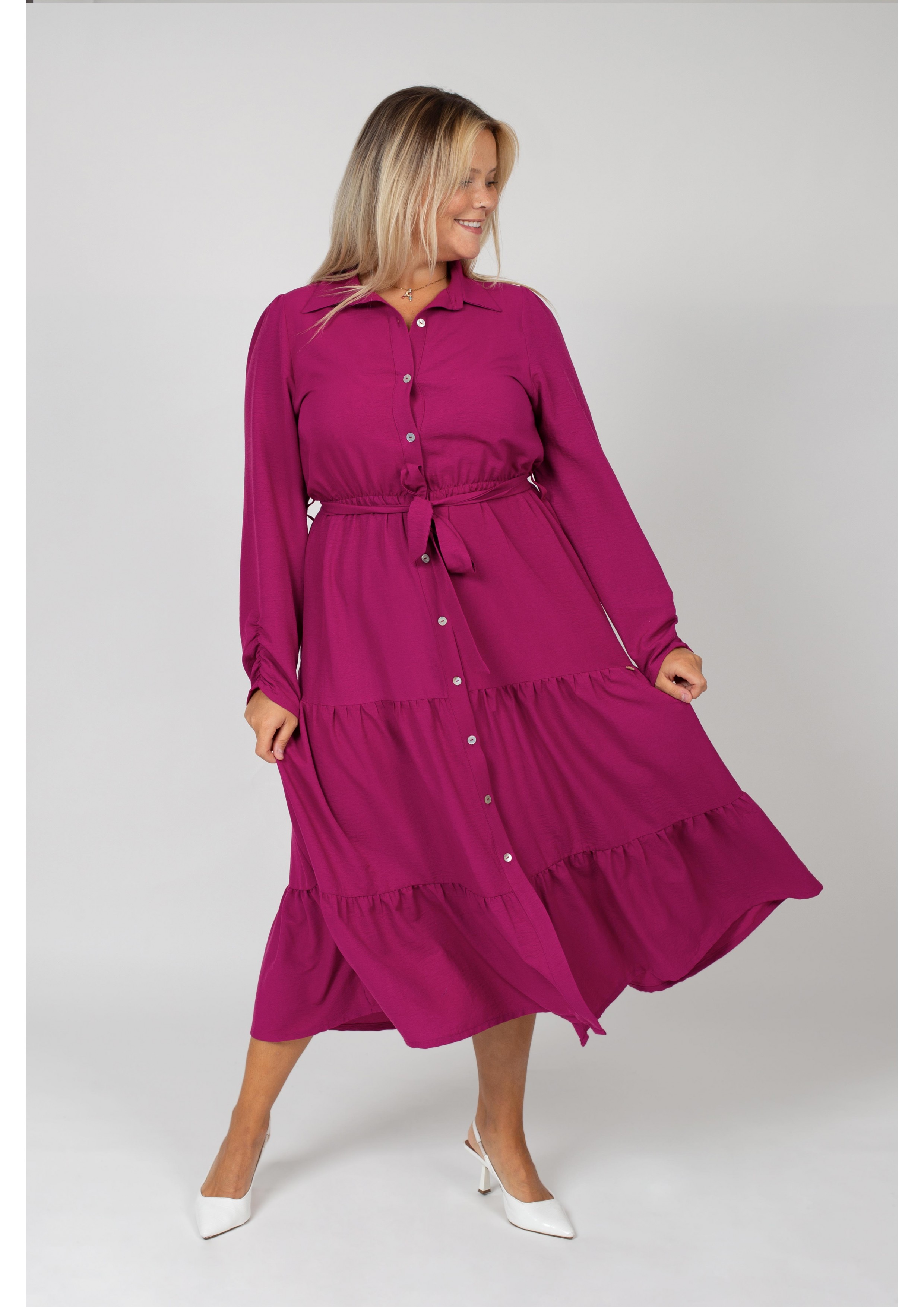 Robe longue en tissu uni...