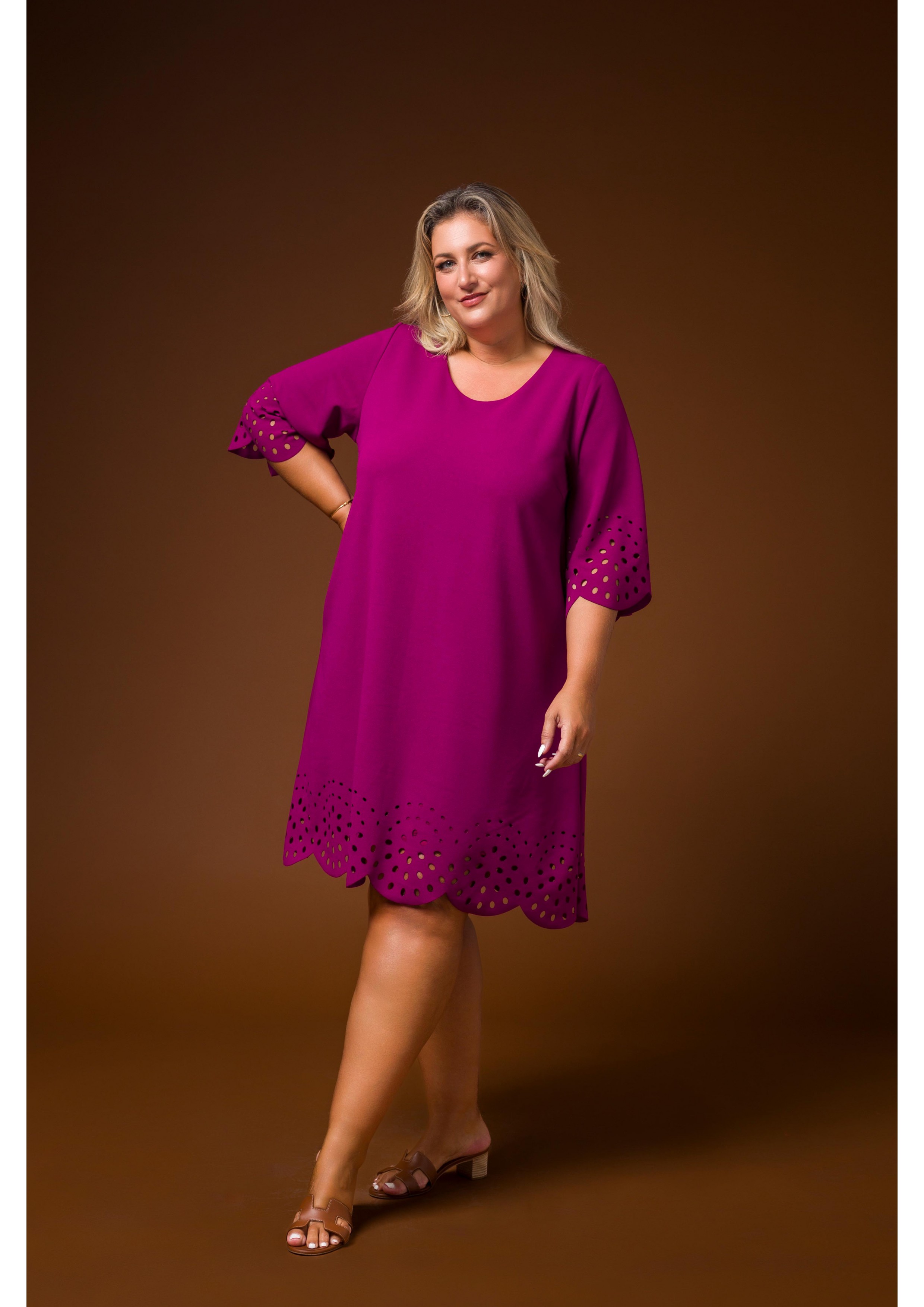 236090 - Vestido curto em...