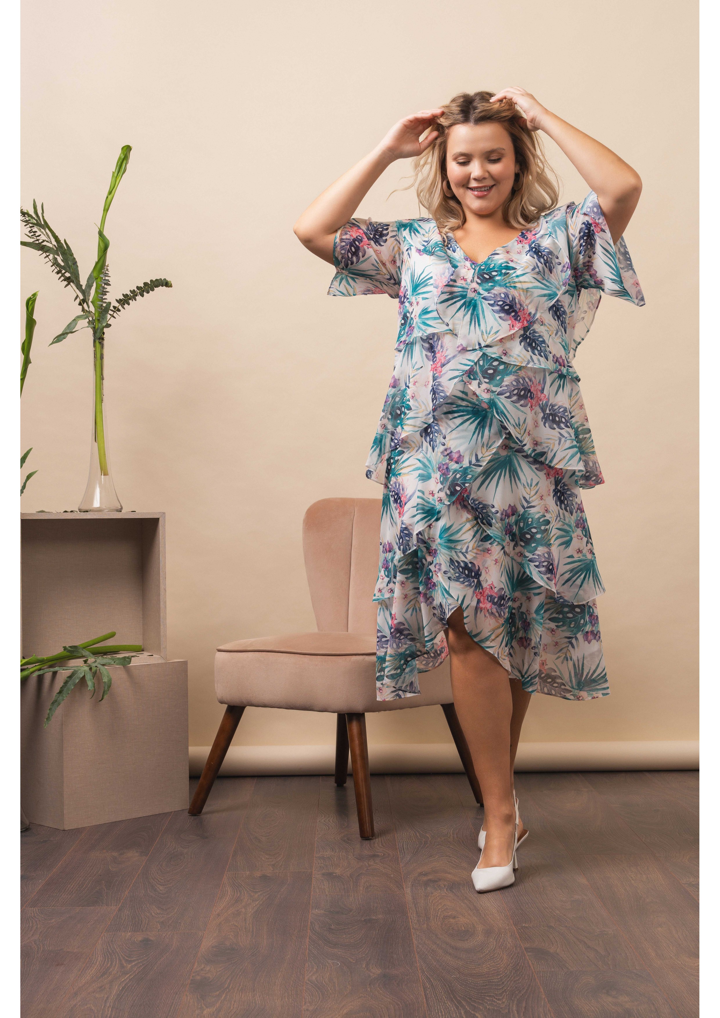 Robe en tissu léger...