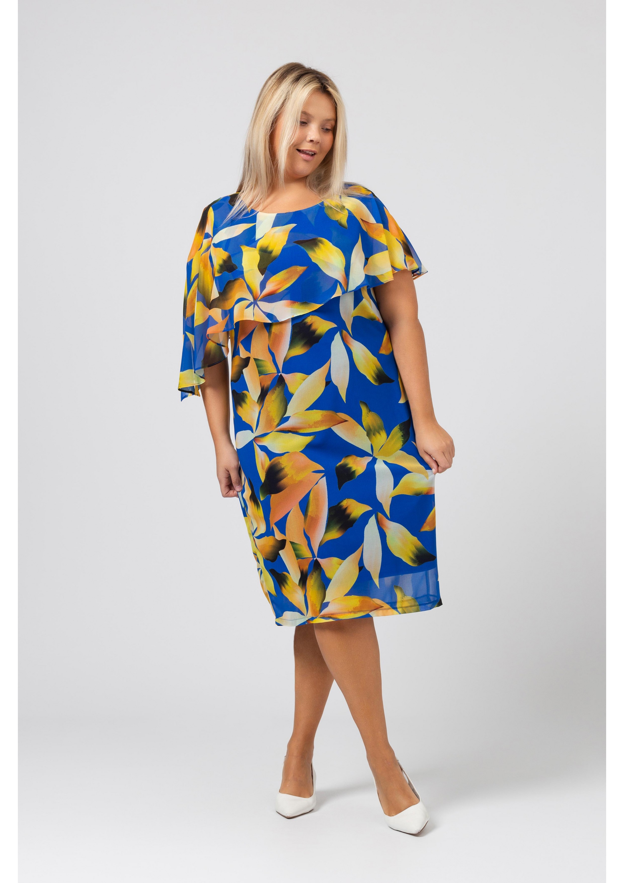 Vestido en tejido estampado...