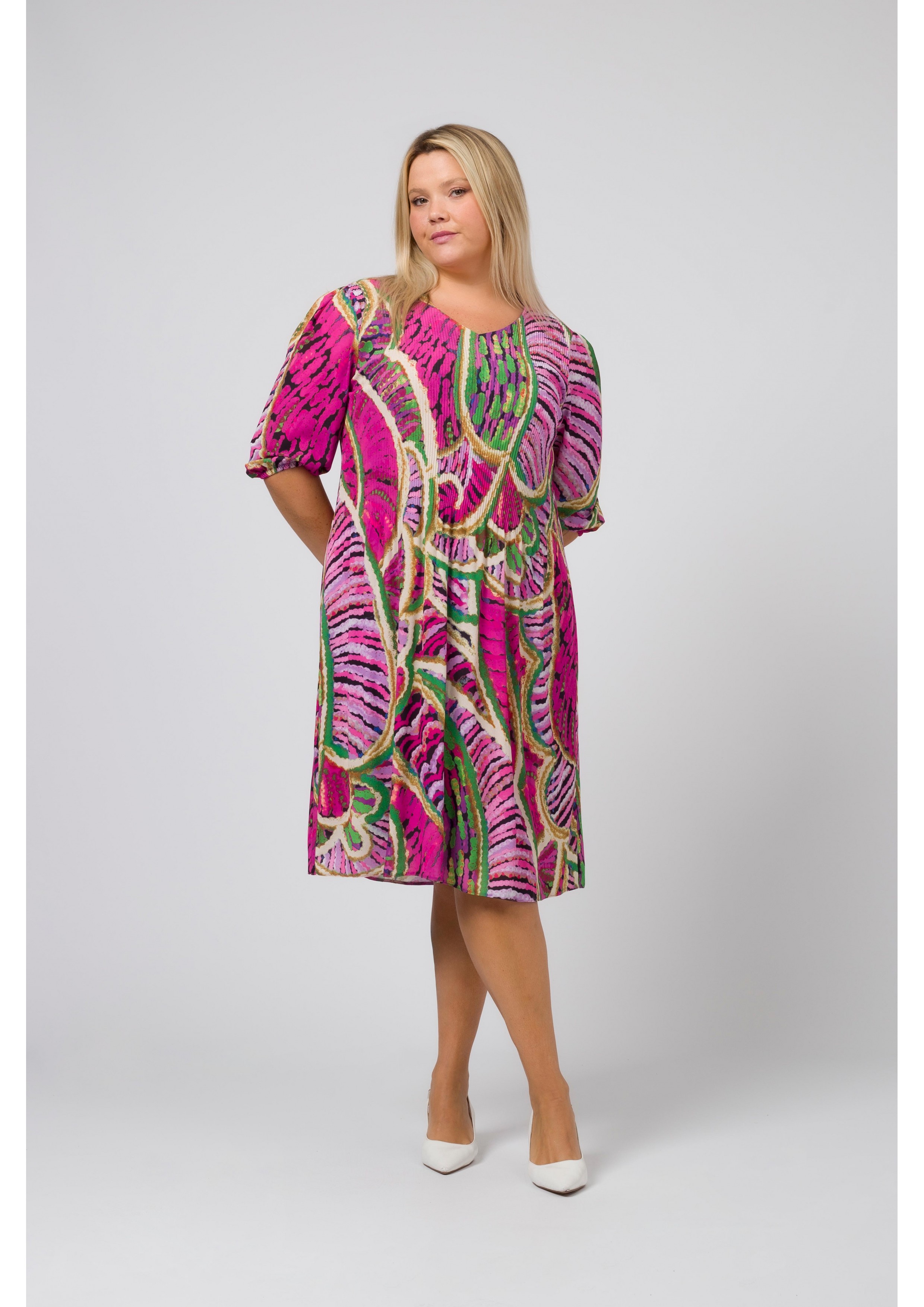 Robe en tissu imprimé...