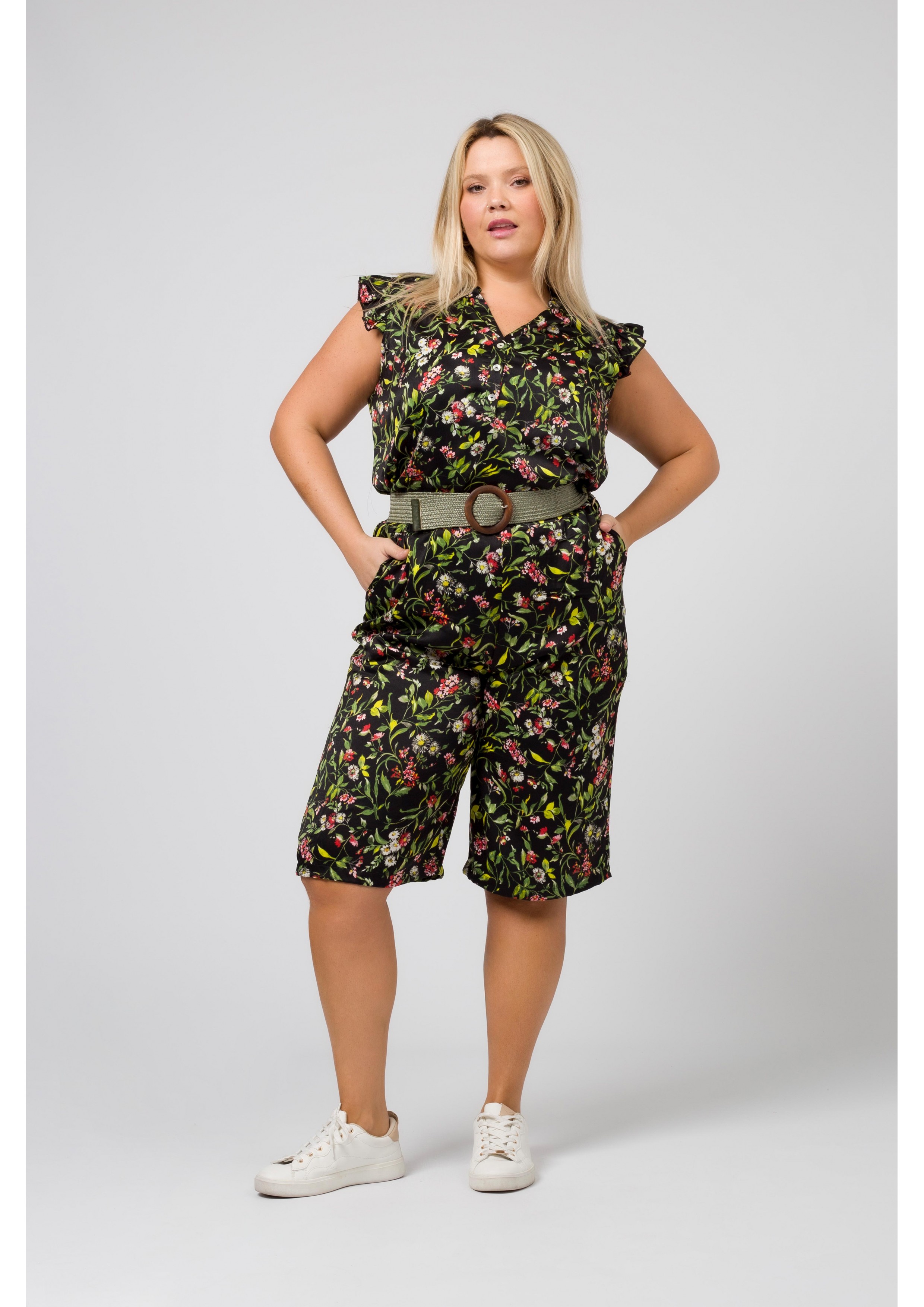 Bermuda de tejido estampado...