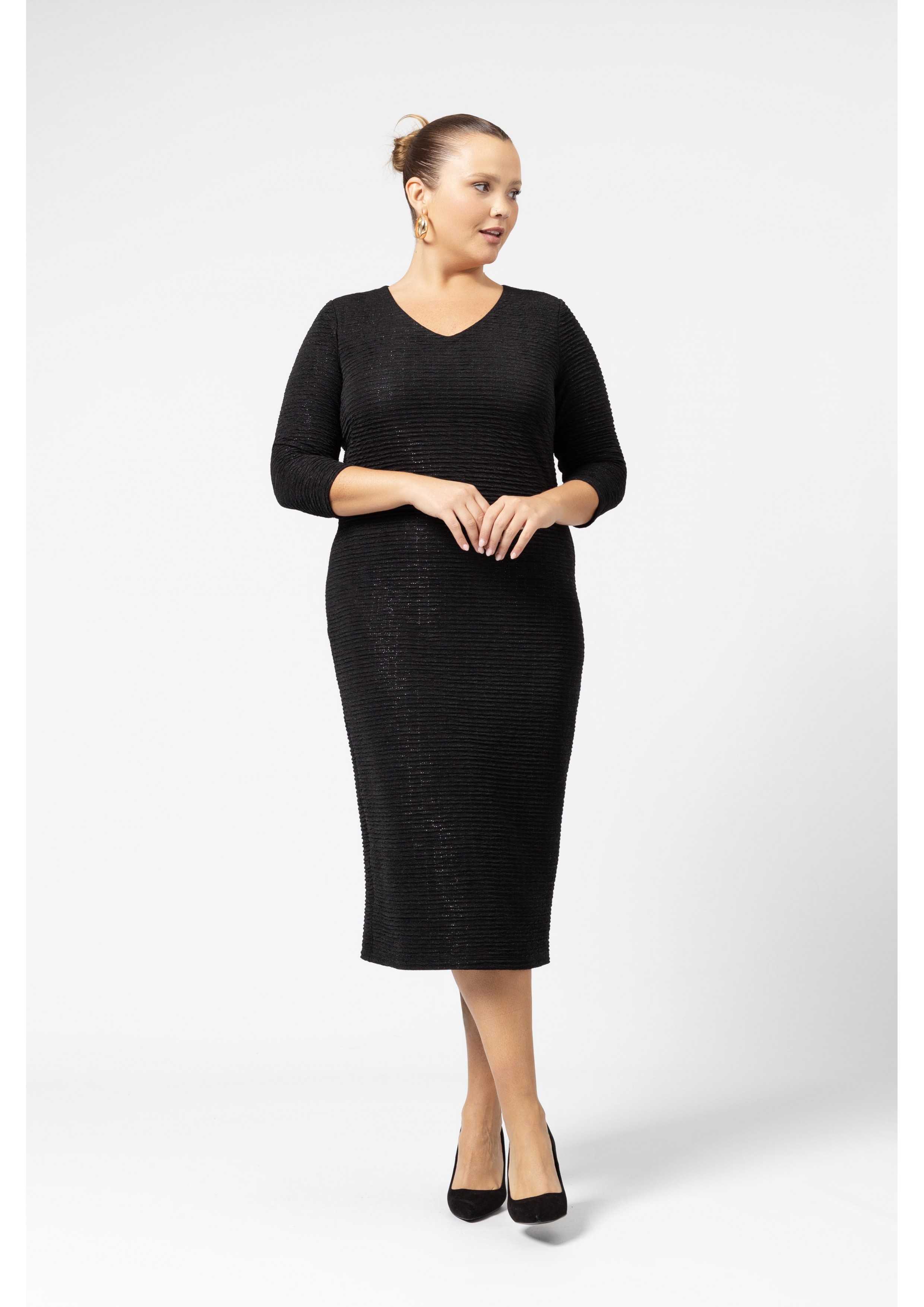 Robe en maille avec relief...