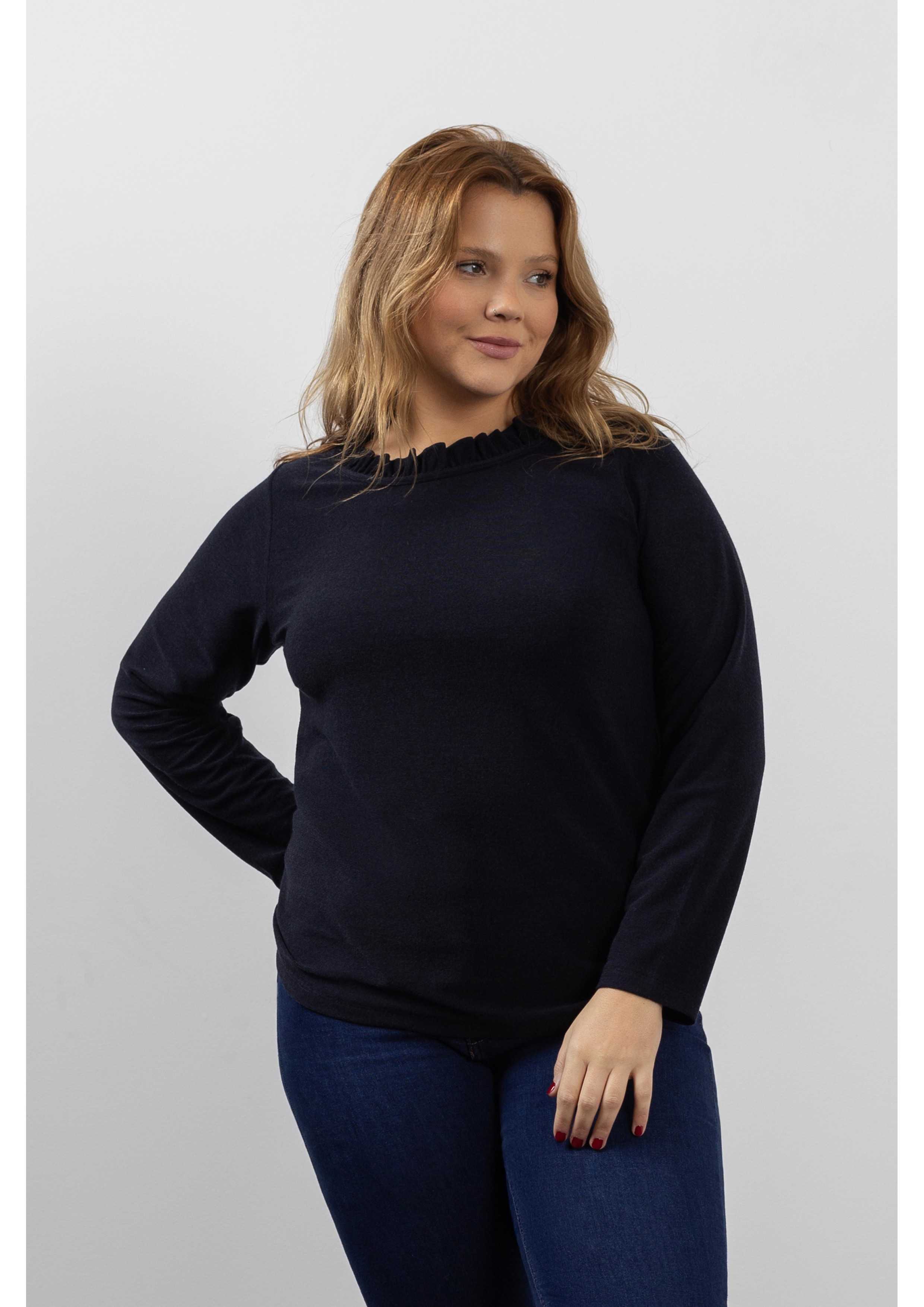 Pull en maille unie marine...