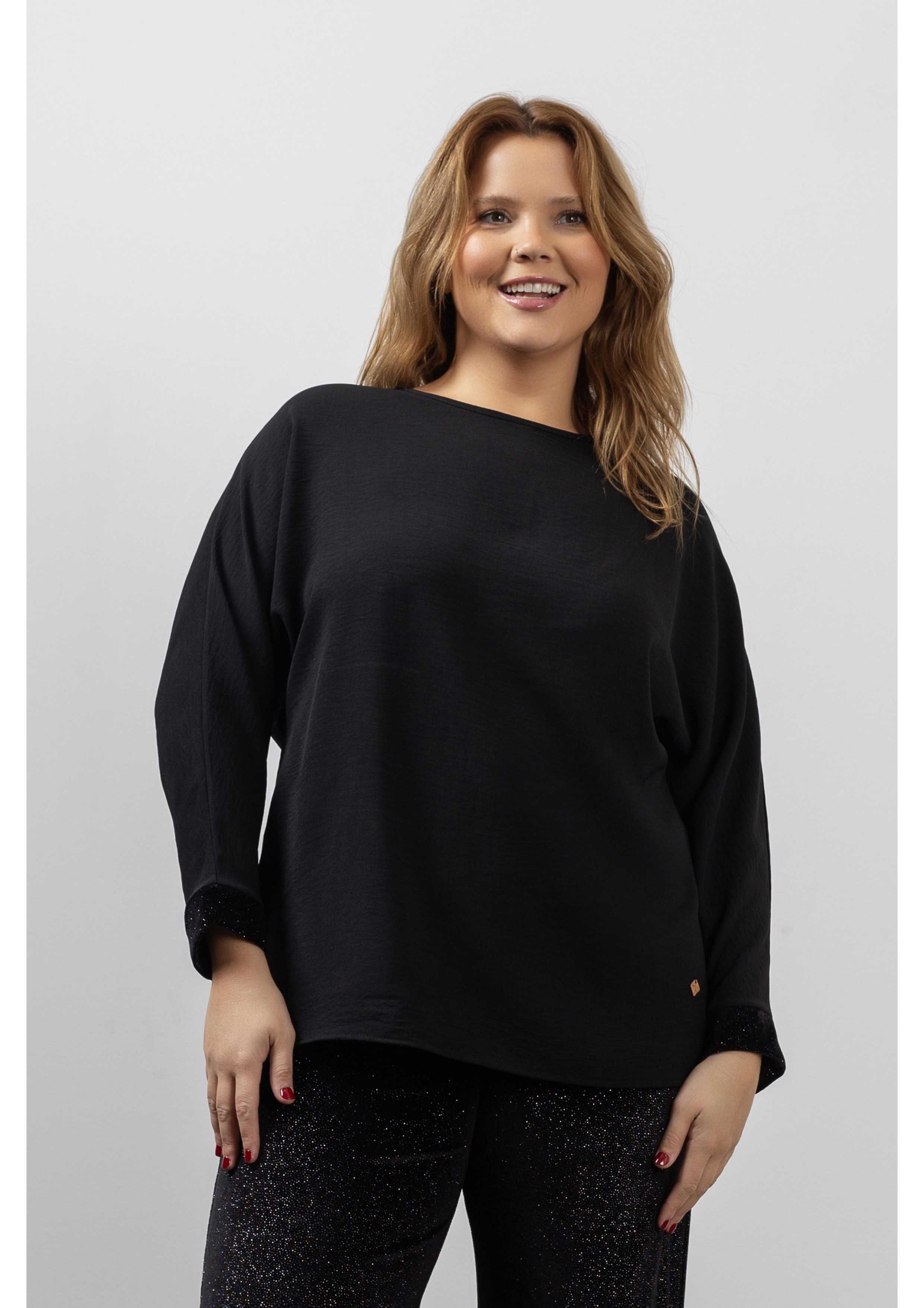 Tunic in Solid Fabric...