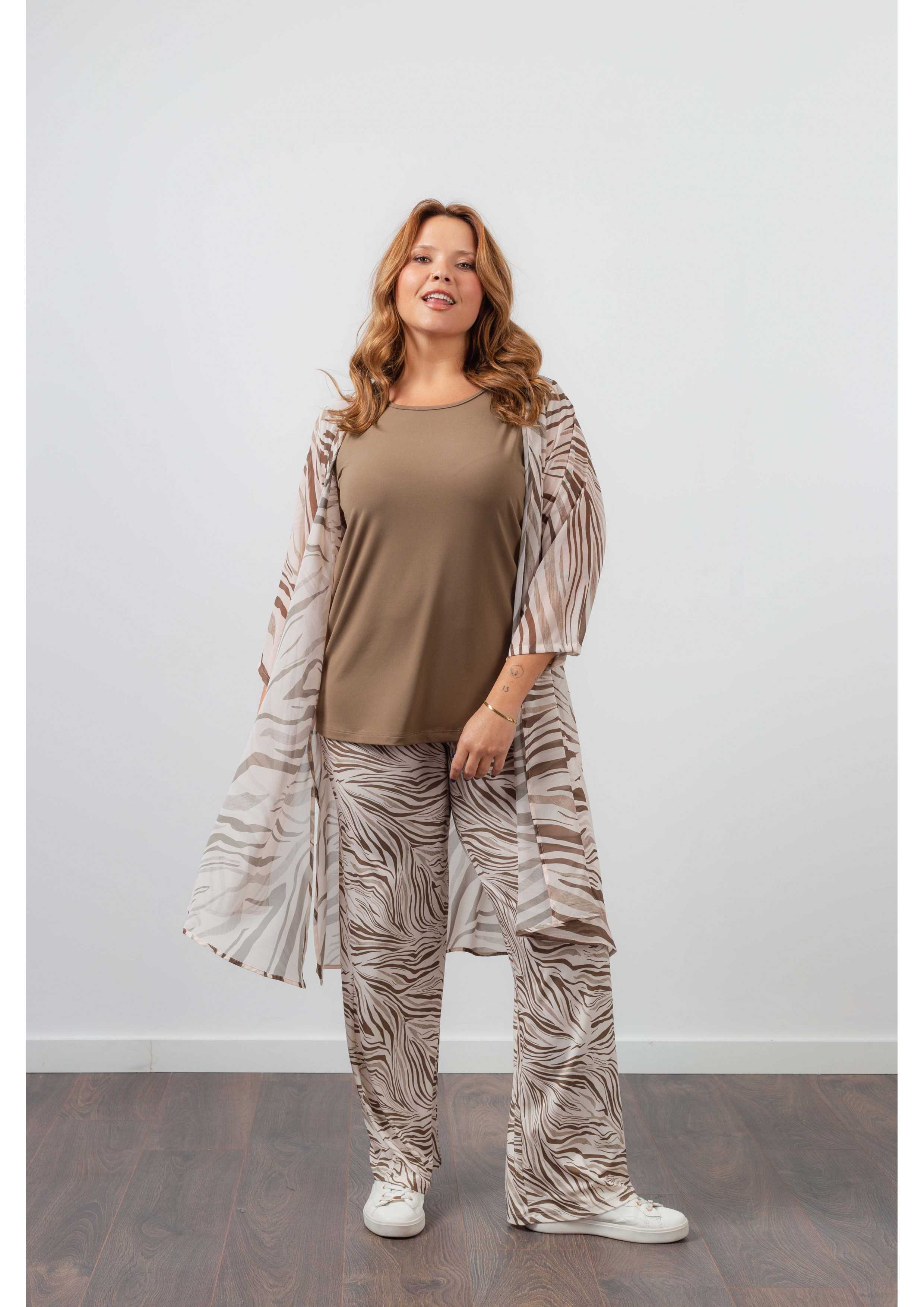 Abrigo de tela fina...