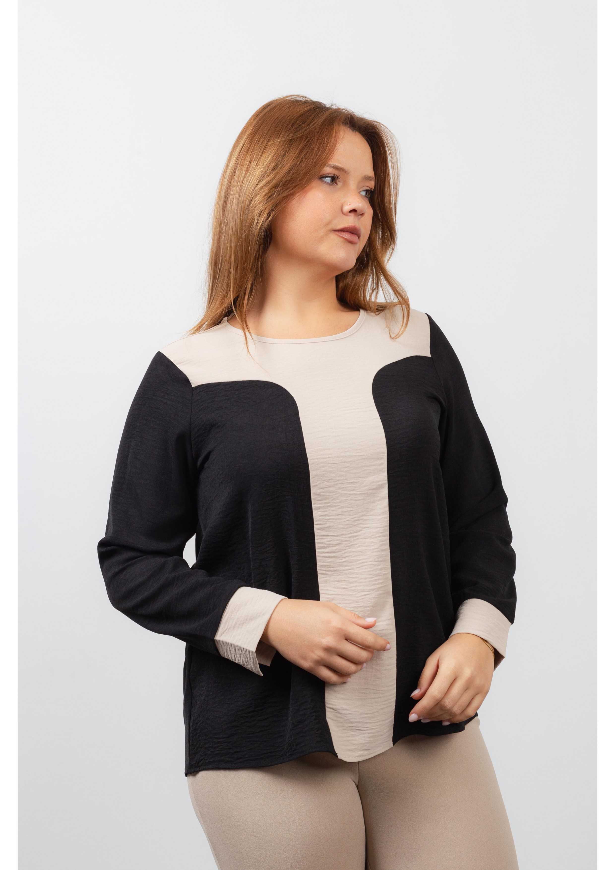 Tunic in Plain Fabric...