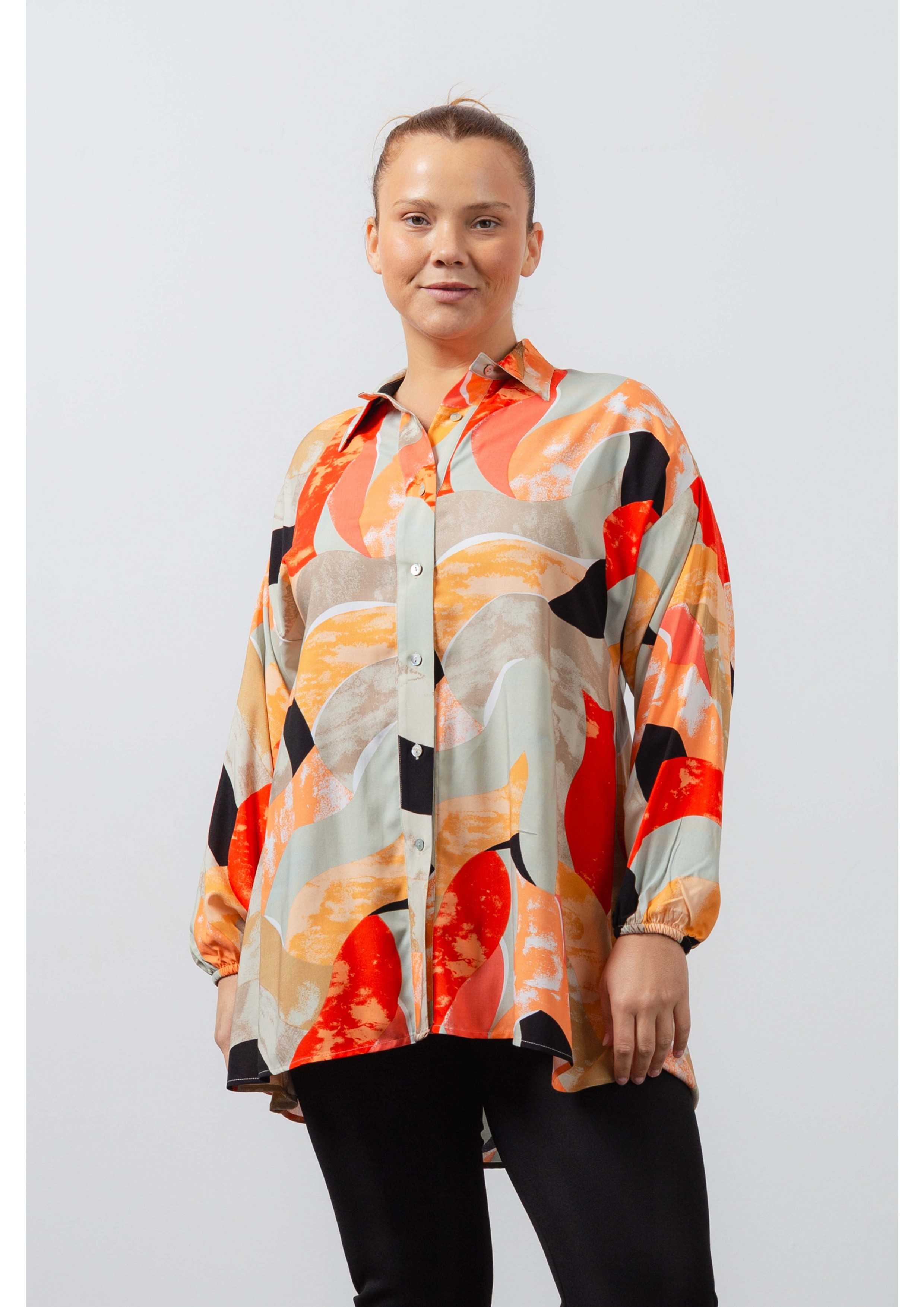 Blusa de tejido estampado...