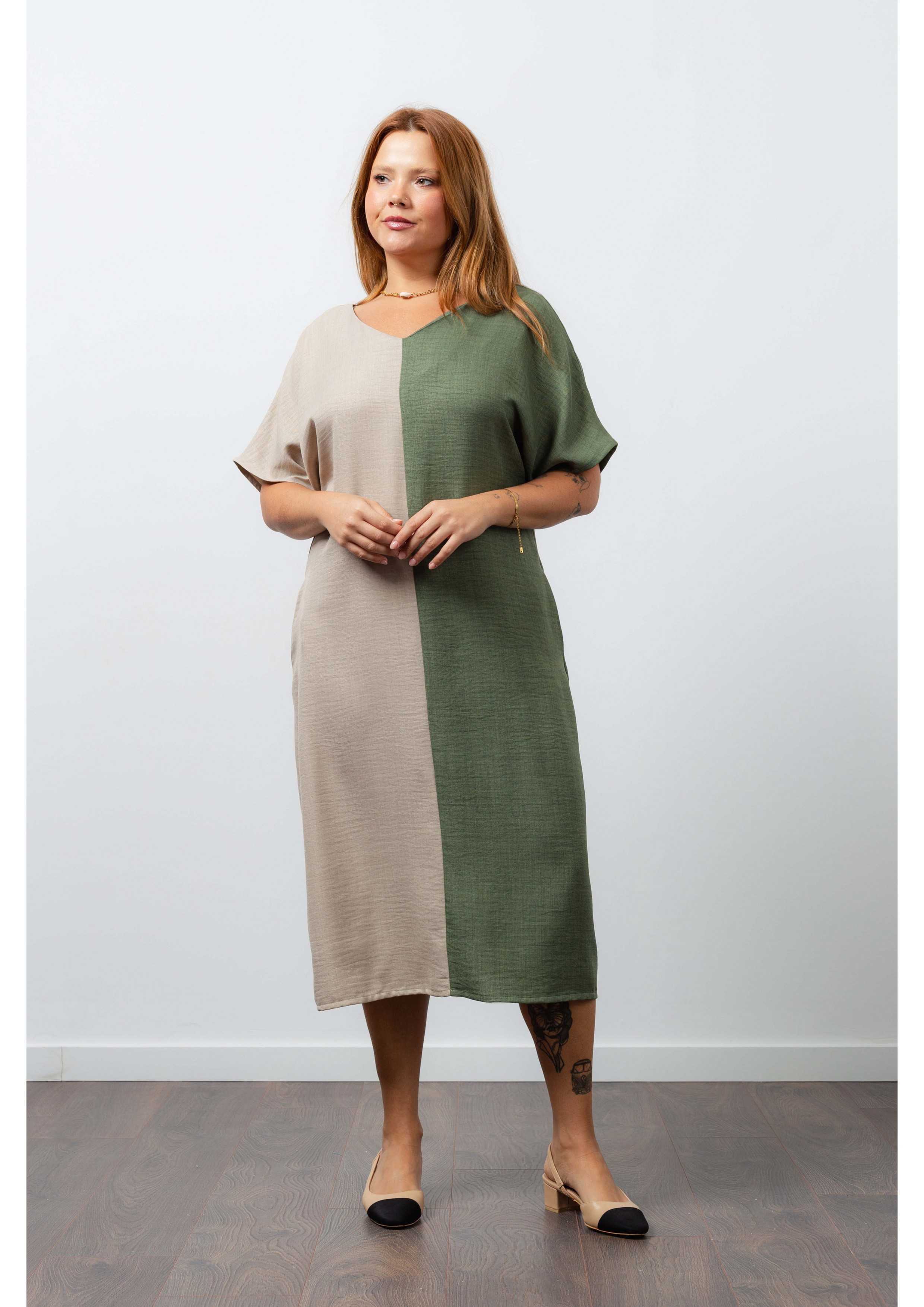 Vestido en tejido liso...