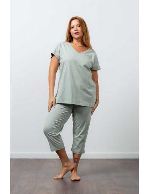 Pijama de tejido liso...