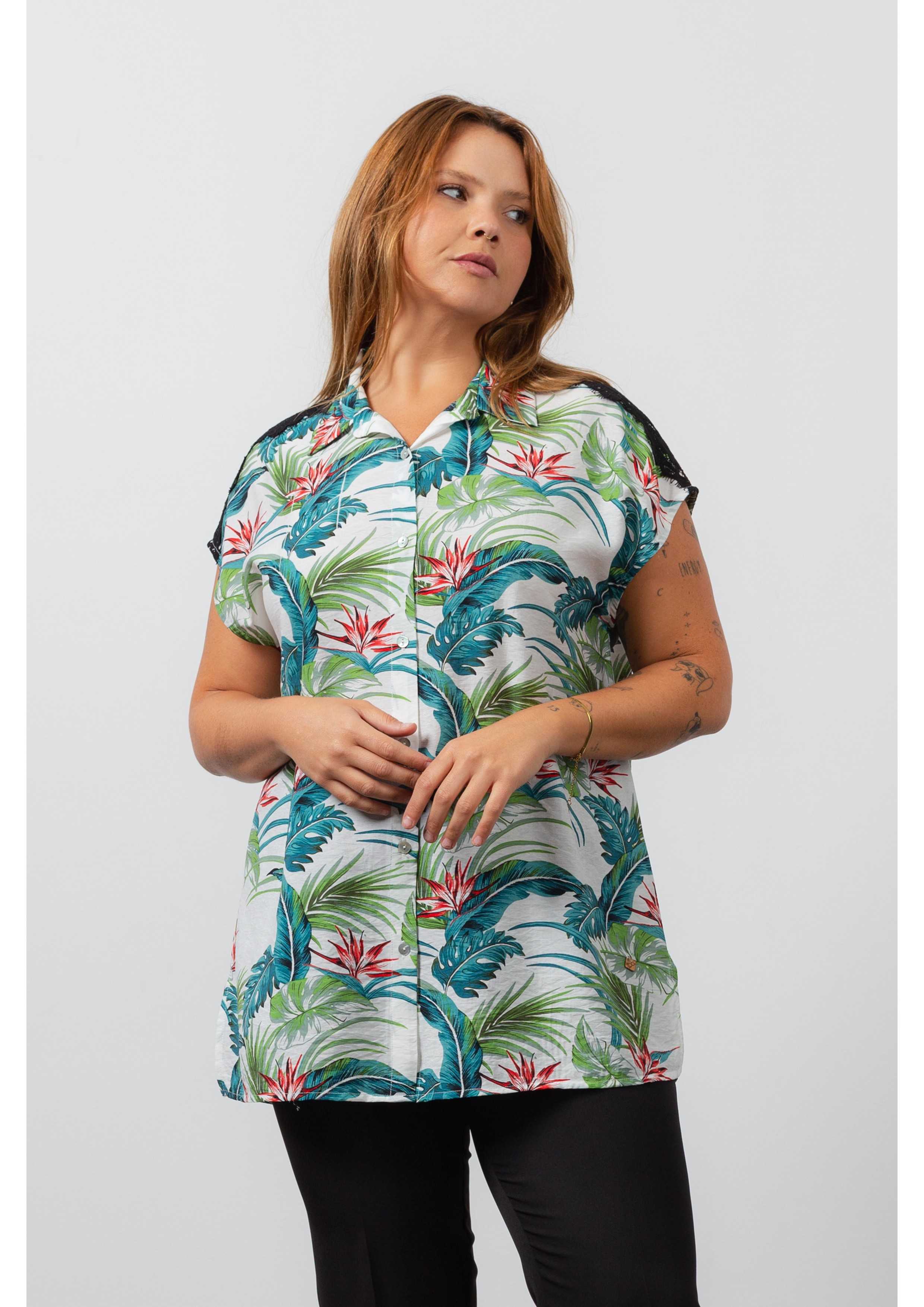 Blouse en tissu imprimé...