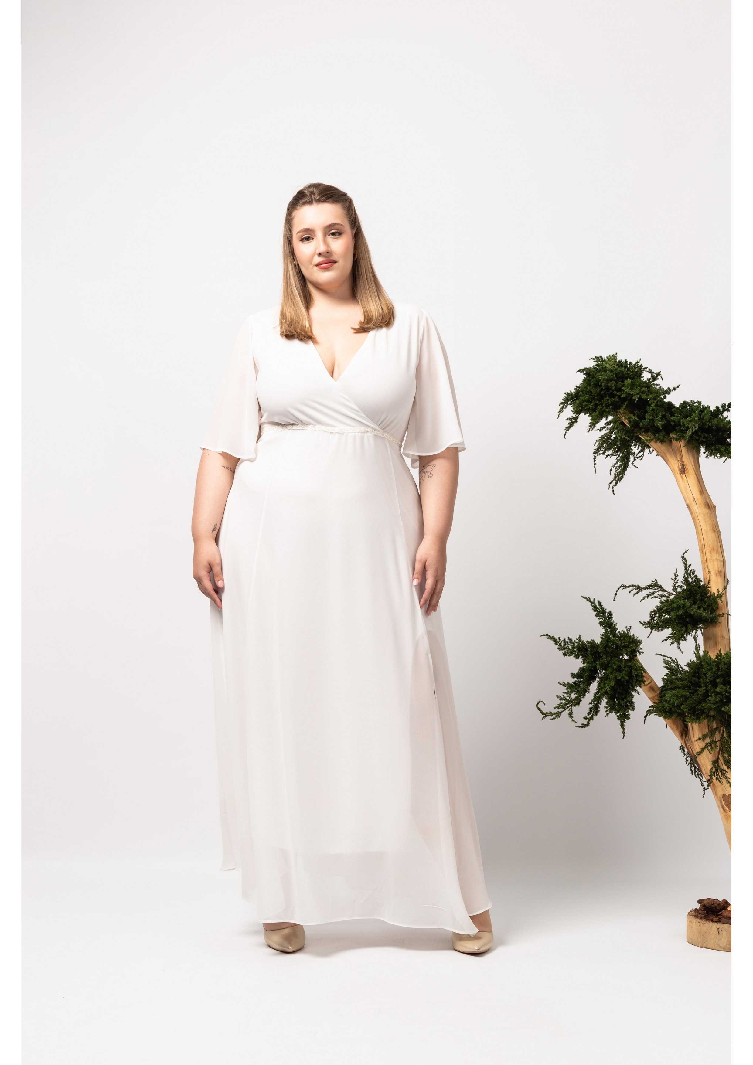 Robe en tissu uni...