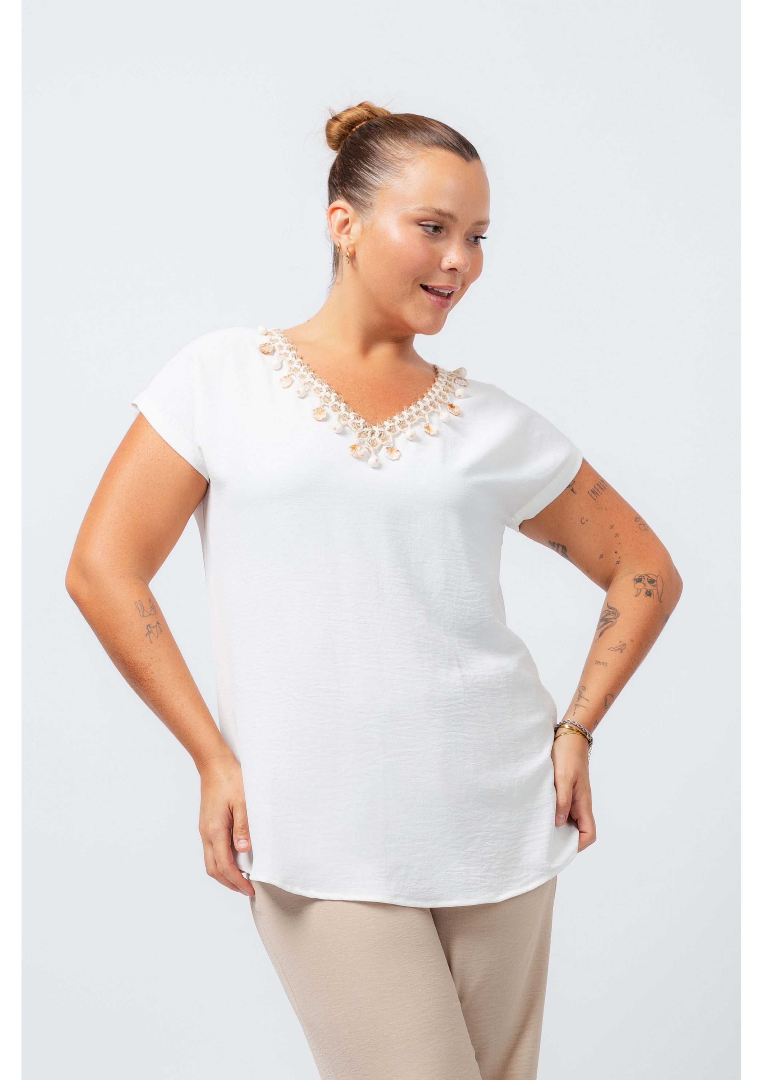 Tunic in Plain Fabric...