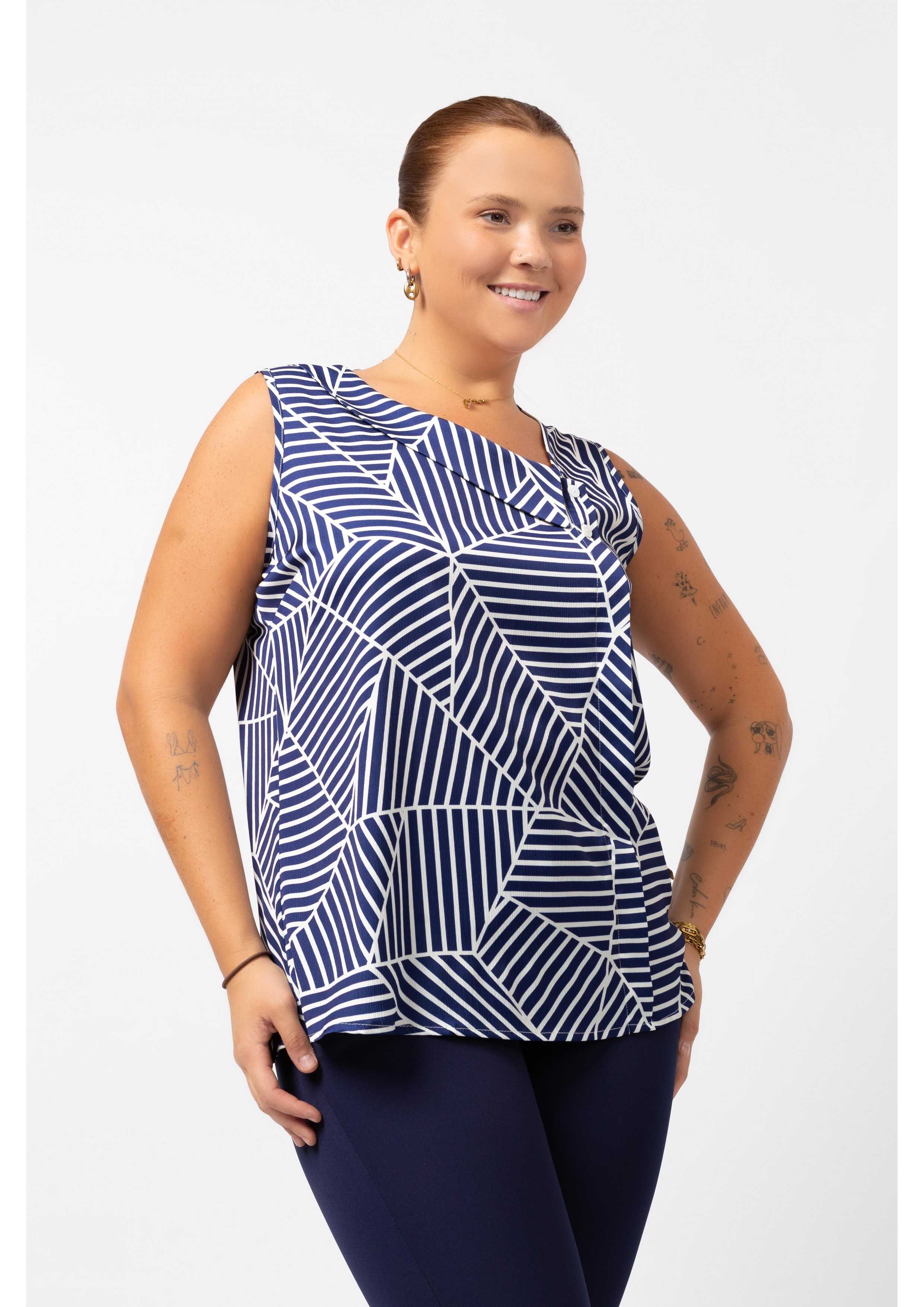 Top de tejido estampado...