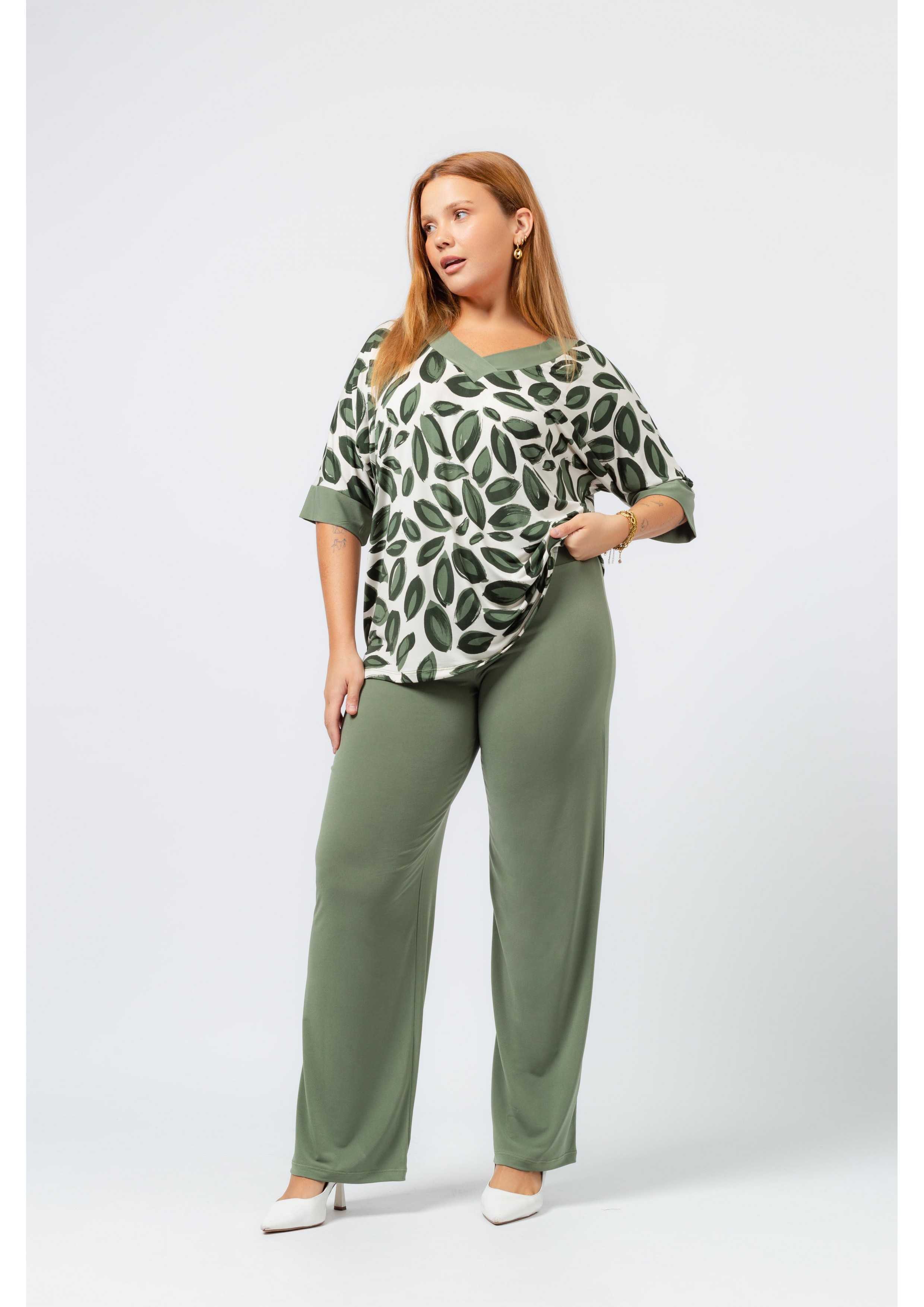 Set in plain and printed...