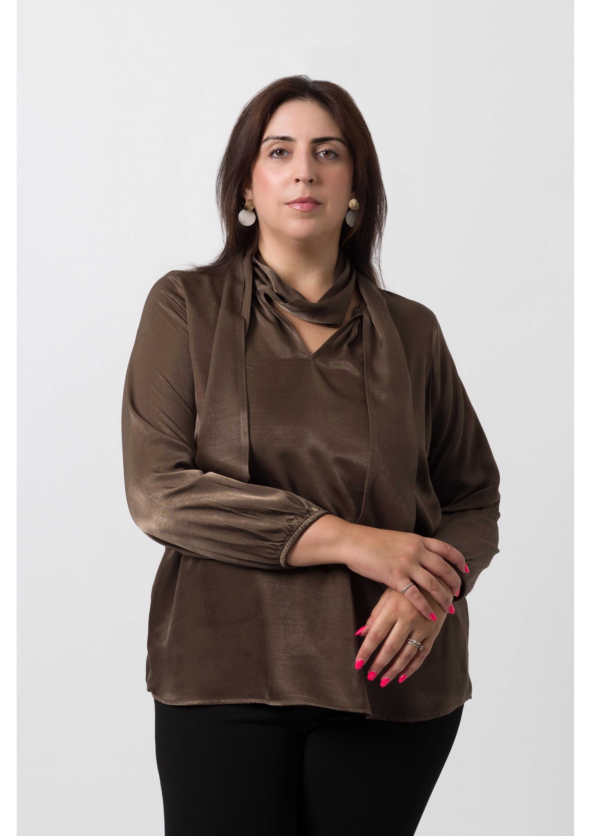 255030 - Blusa em tecido...