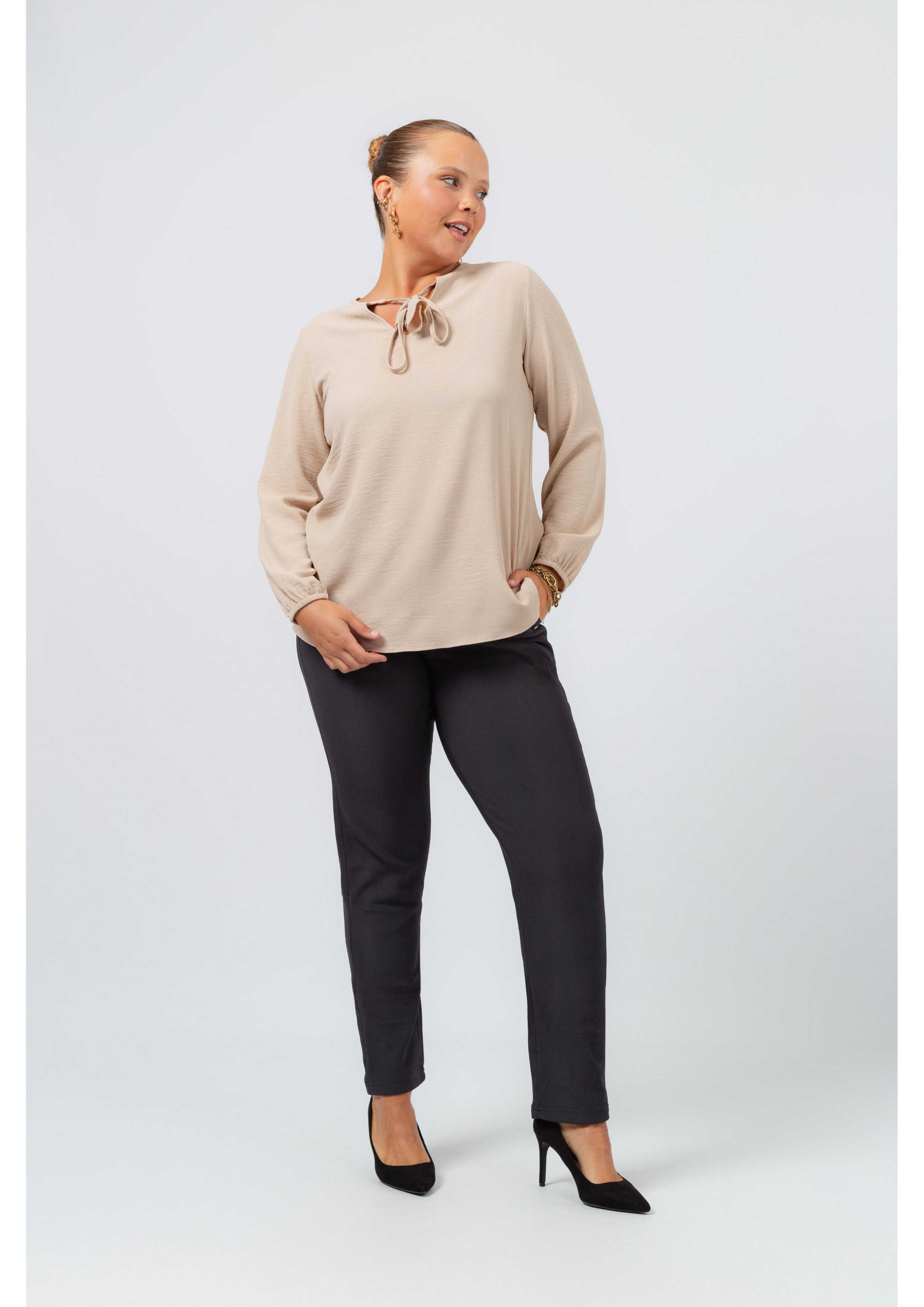 Pantalón de punto Colección...