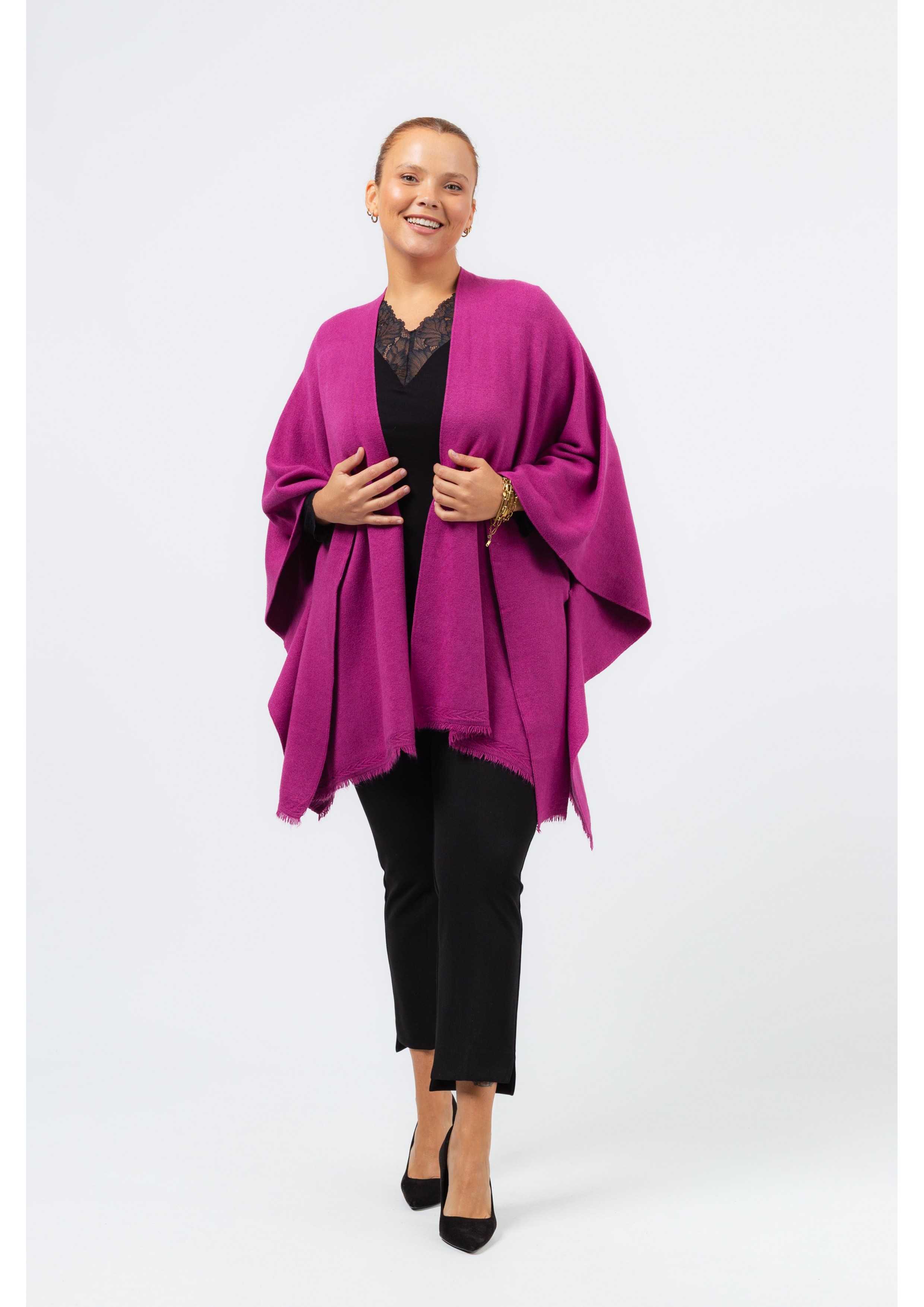 Cape en maille Collection...