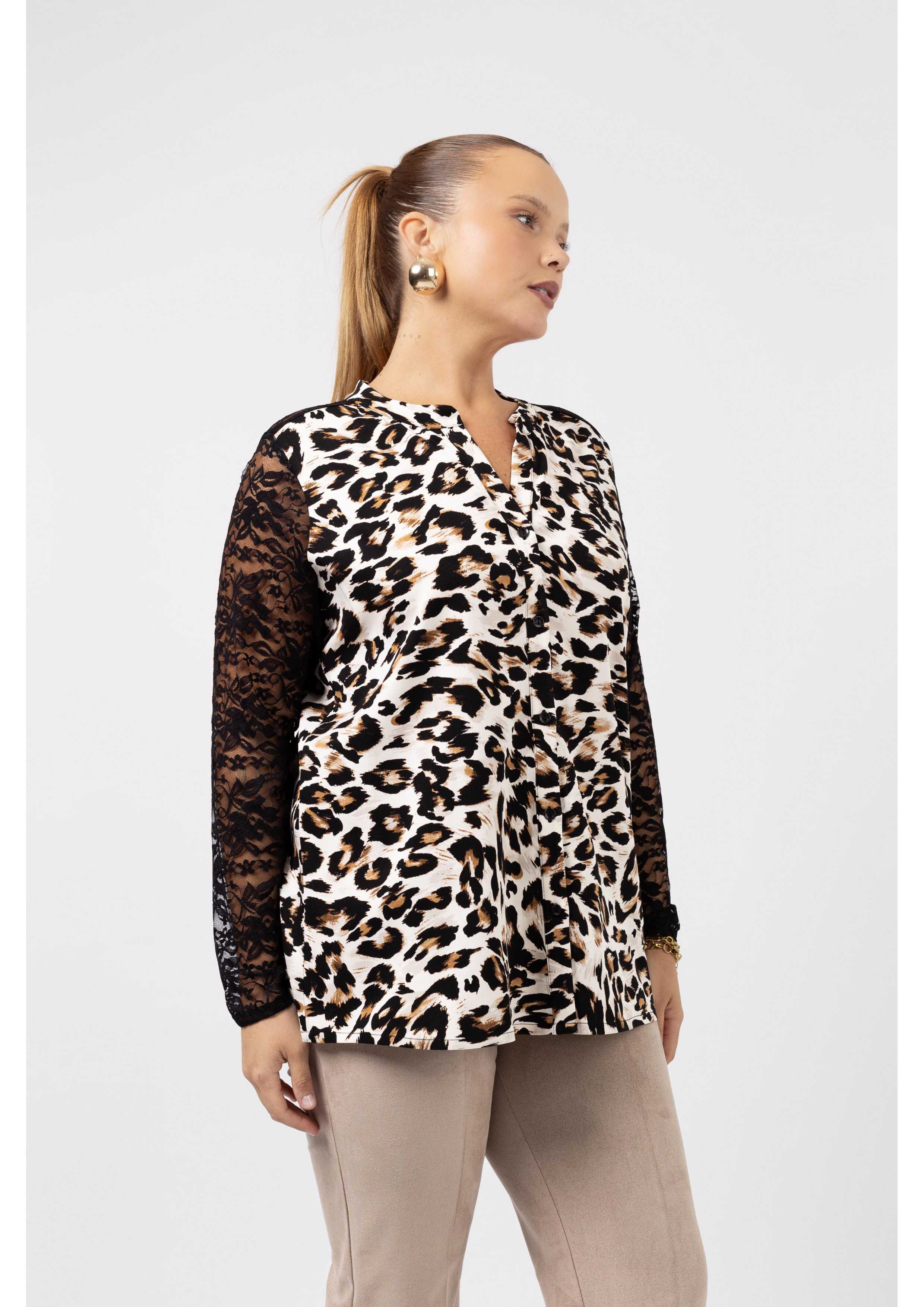 255031 - Blusa em tecido...