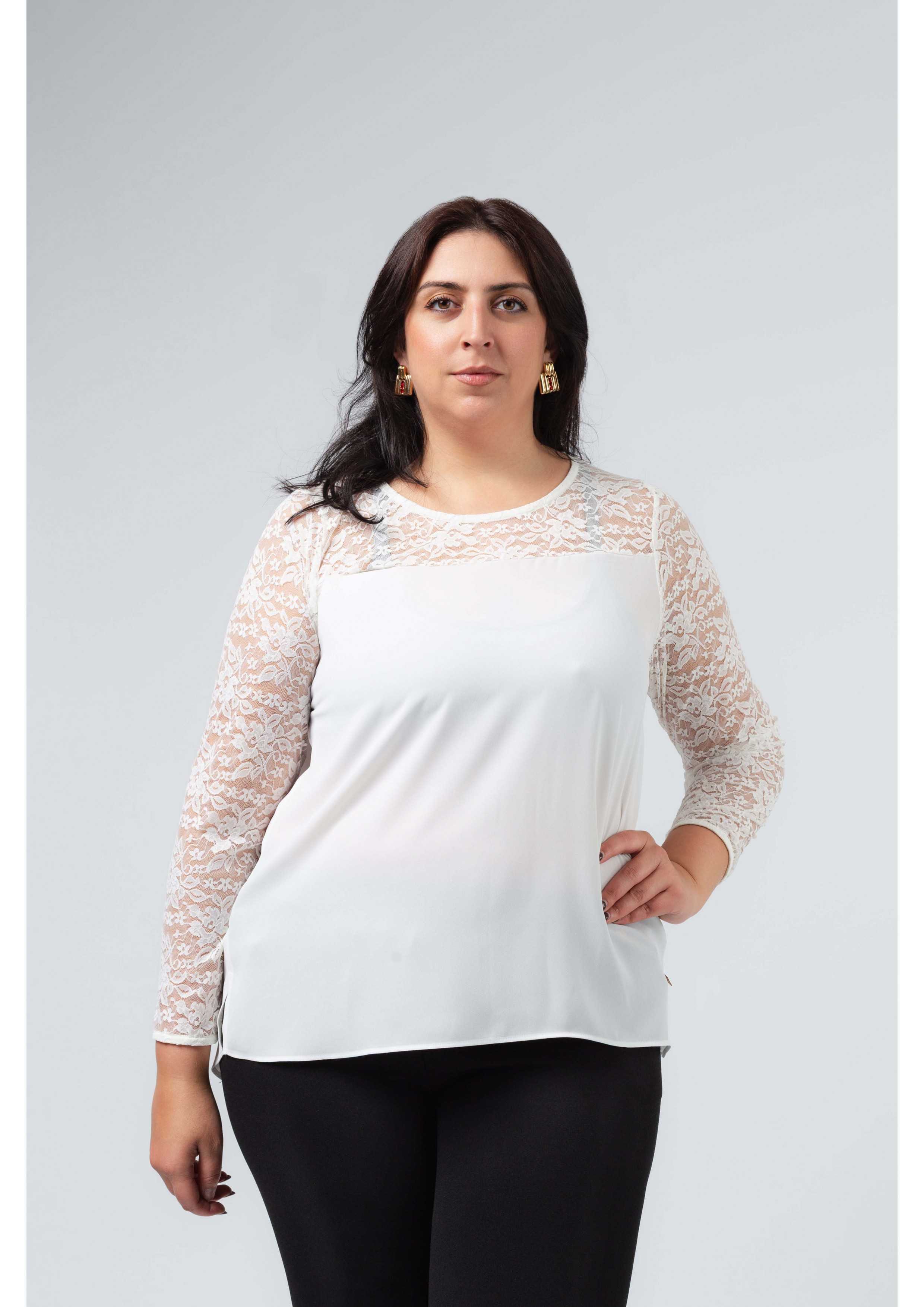 255026 - Blusa em tecido...