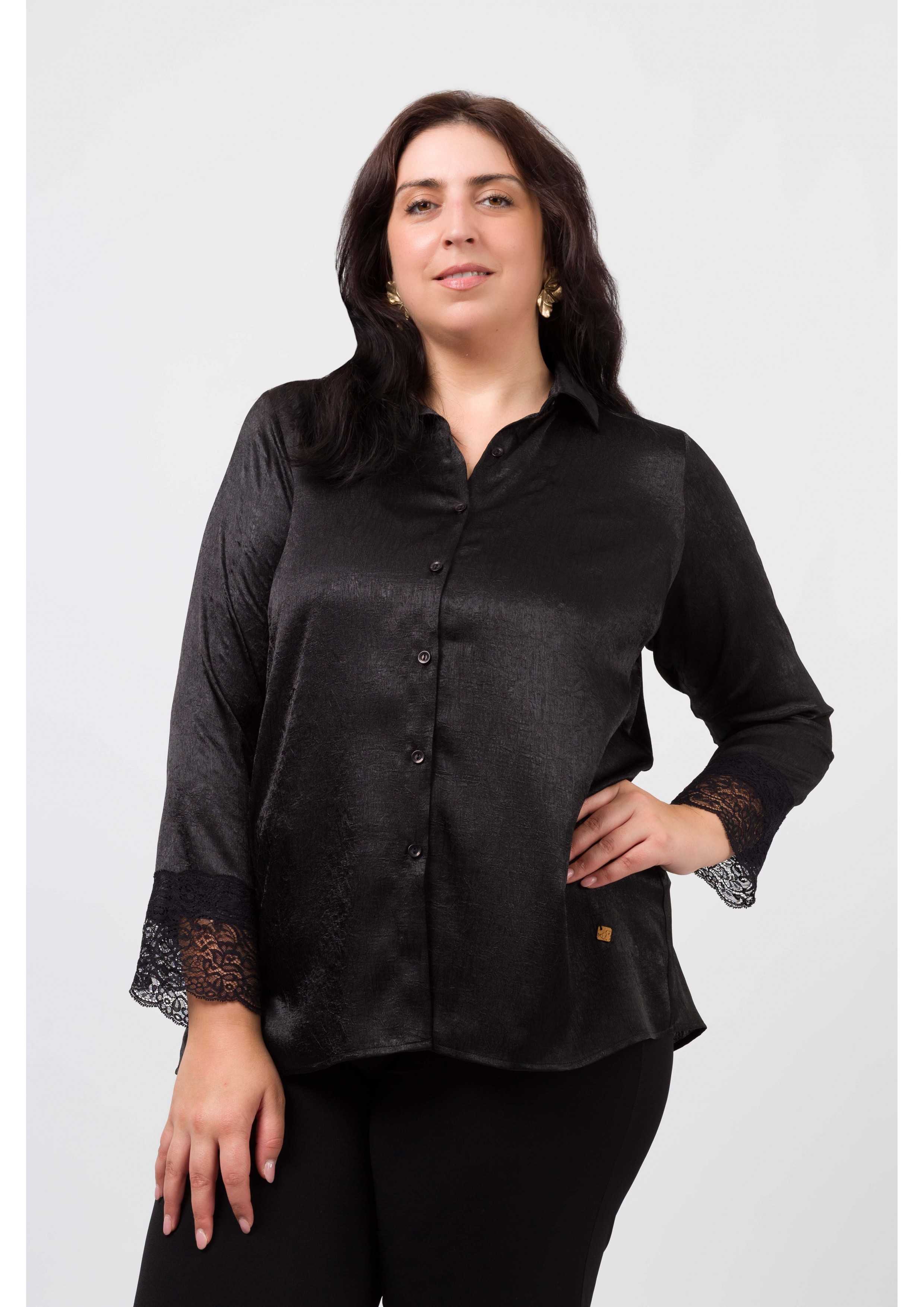 255033 - Blusa em tecido...