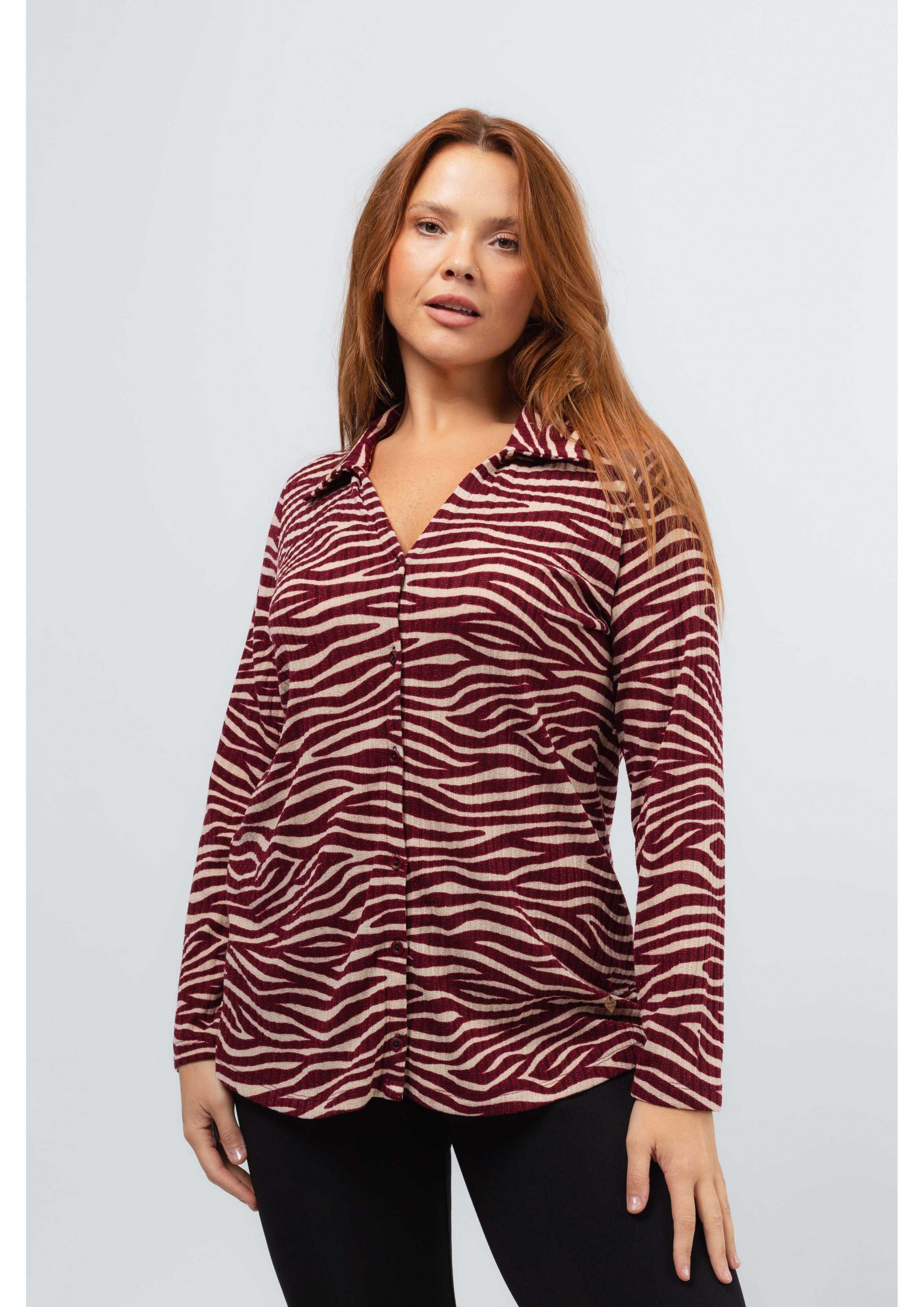 255034 - Blusa em malha...