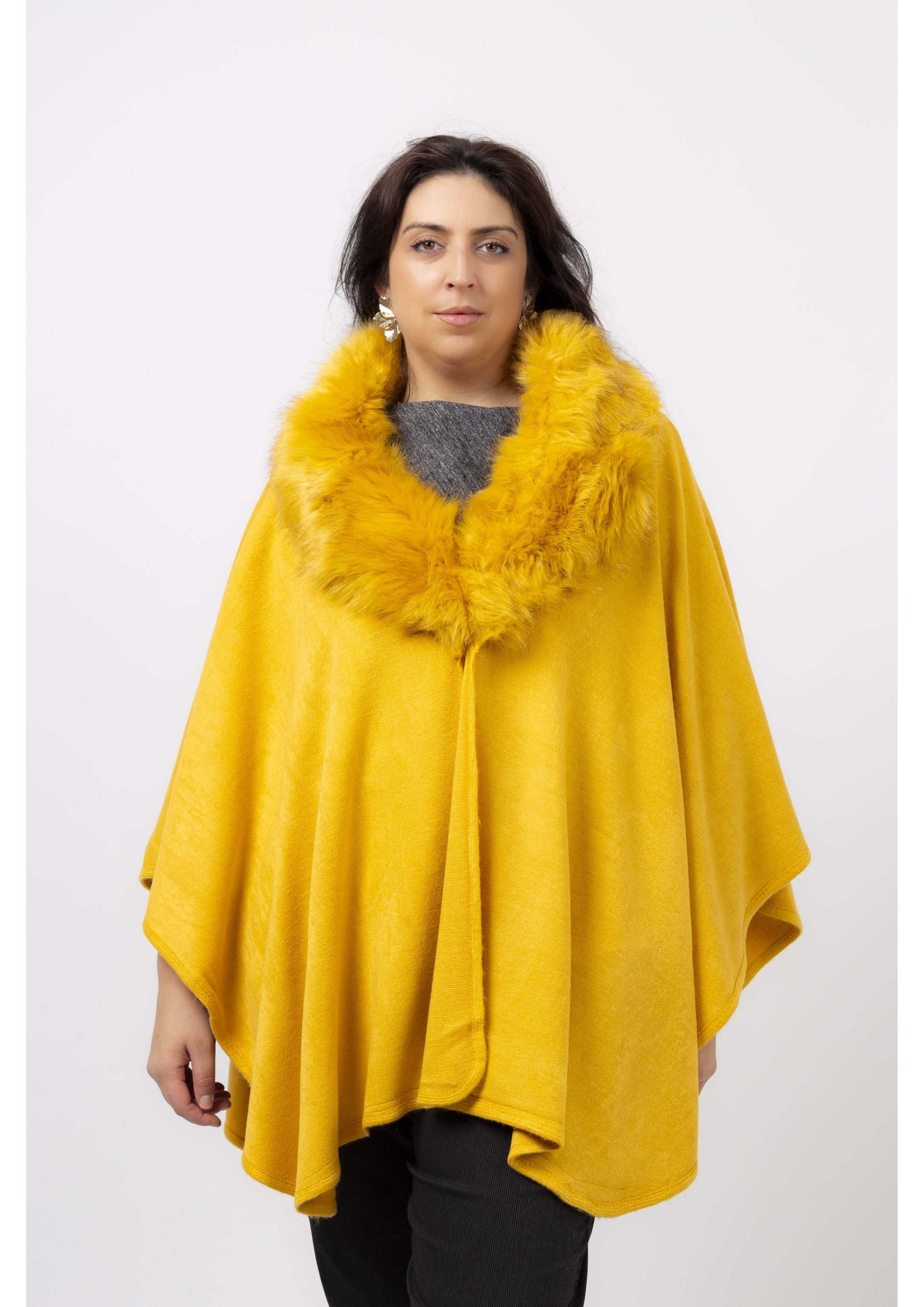 M8063898 - Capa em malha...