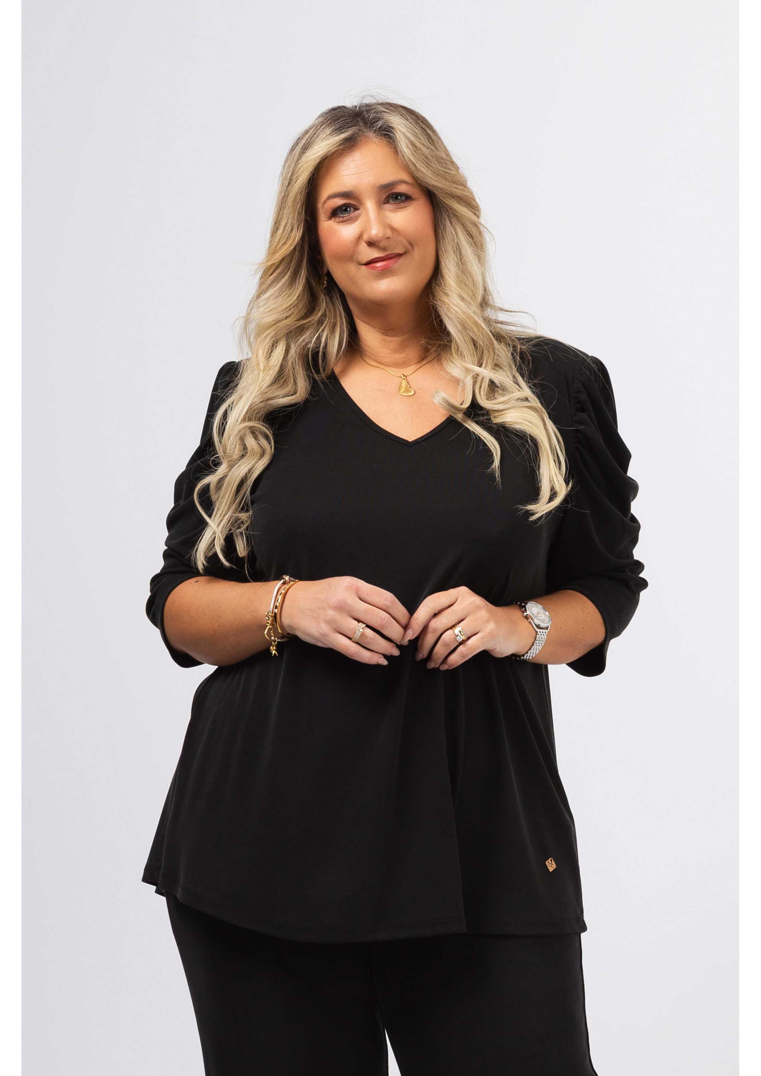 251204 - Tunika i glat strik Forår Sommer Kollektion Store Størrelser for engroshandel hos Teresa Cardoso Oliveira