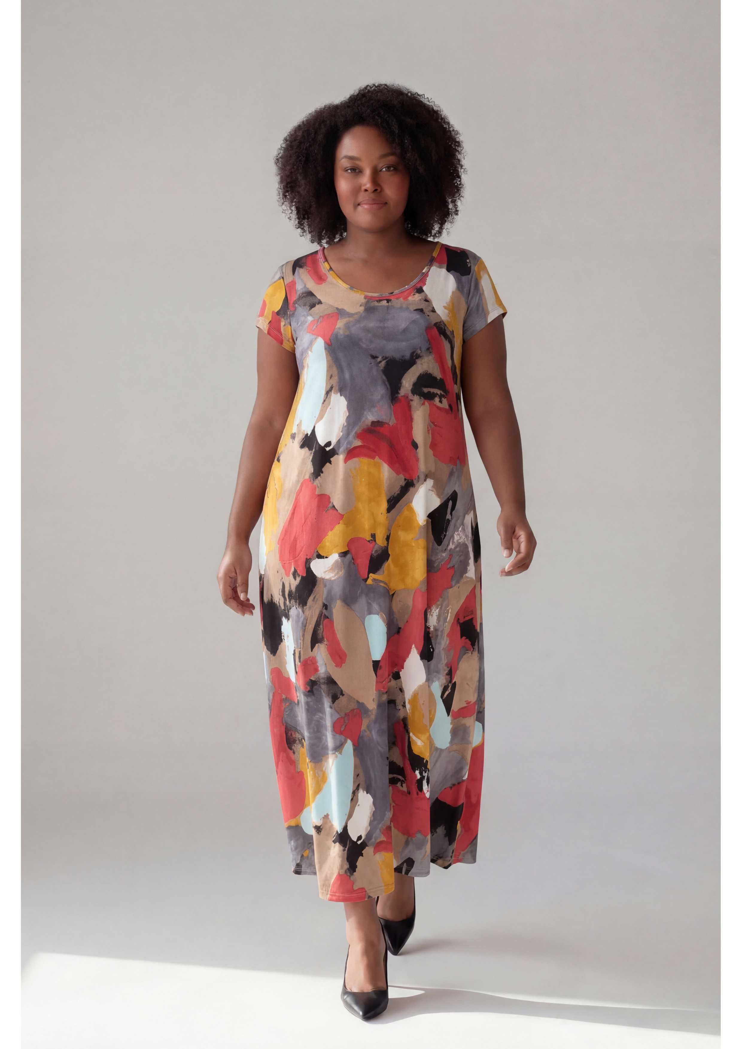266011 - Long dress in printed knit Spring/Summer Collection Plus Sizes for wholesale by Teresa Cardoso Oliveira