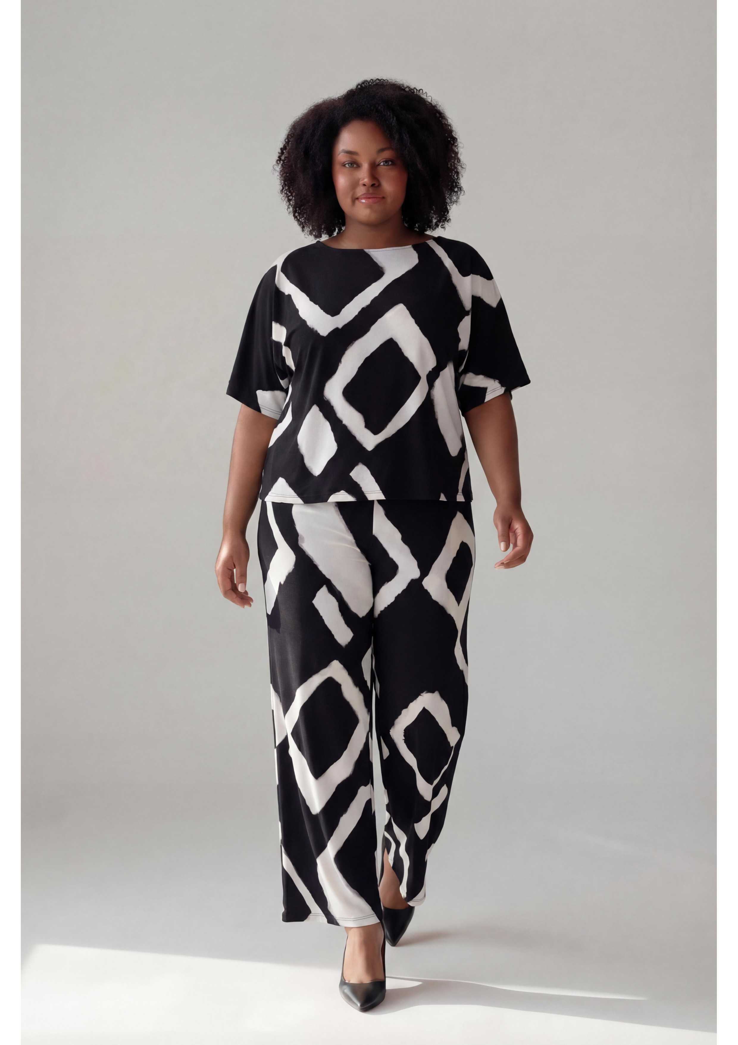 263013 - Printed knit pants Spring/Summer Collection Plus Sizes for wholesale by Teresa Cardoso Oliveira